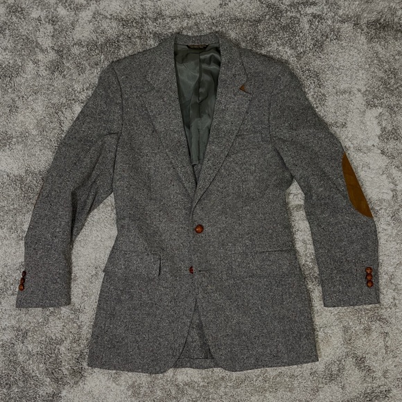 Vintage Tweed Classic Suit Jacket Blazer | Gray Texture Leather Elbow Caps - Picture 5 of 9